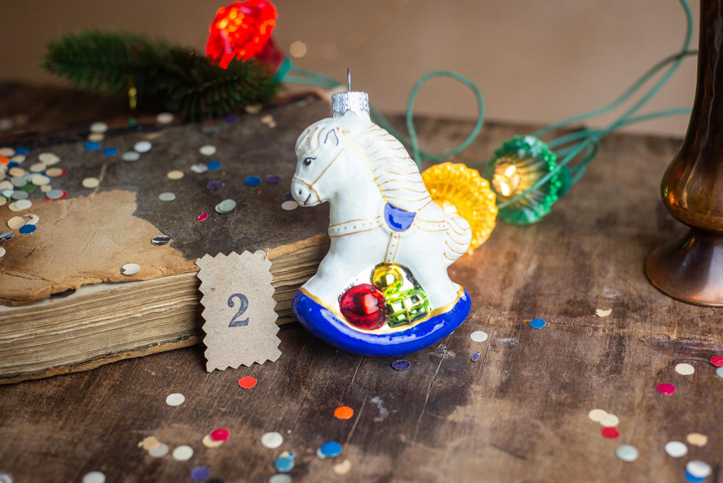 Glass Rocking Horse Ornament, Hand-Painted 3.94in Retro Carousel Decor