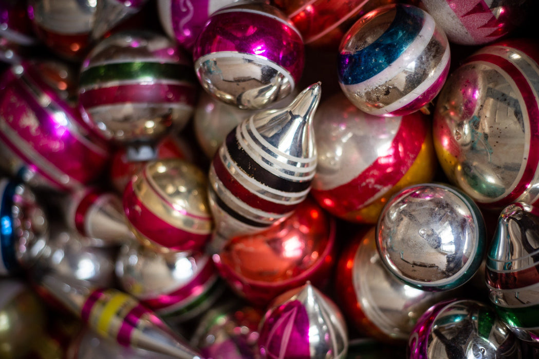 6–24 Vintage Glass Christmas Ornaments – Striped Retro Baubles Random Set