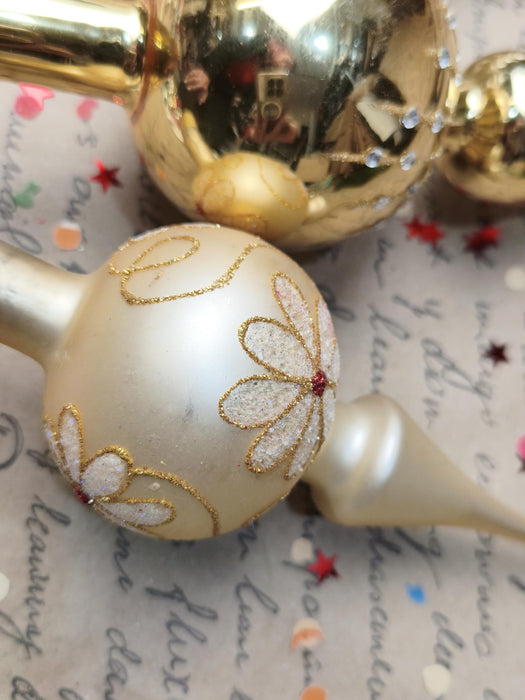Glitter Glass Christmas Tree Topper – White, Silver or Gold