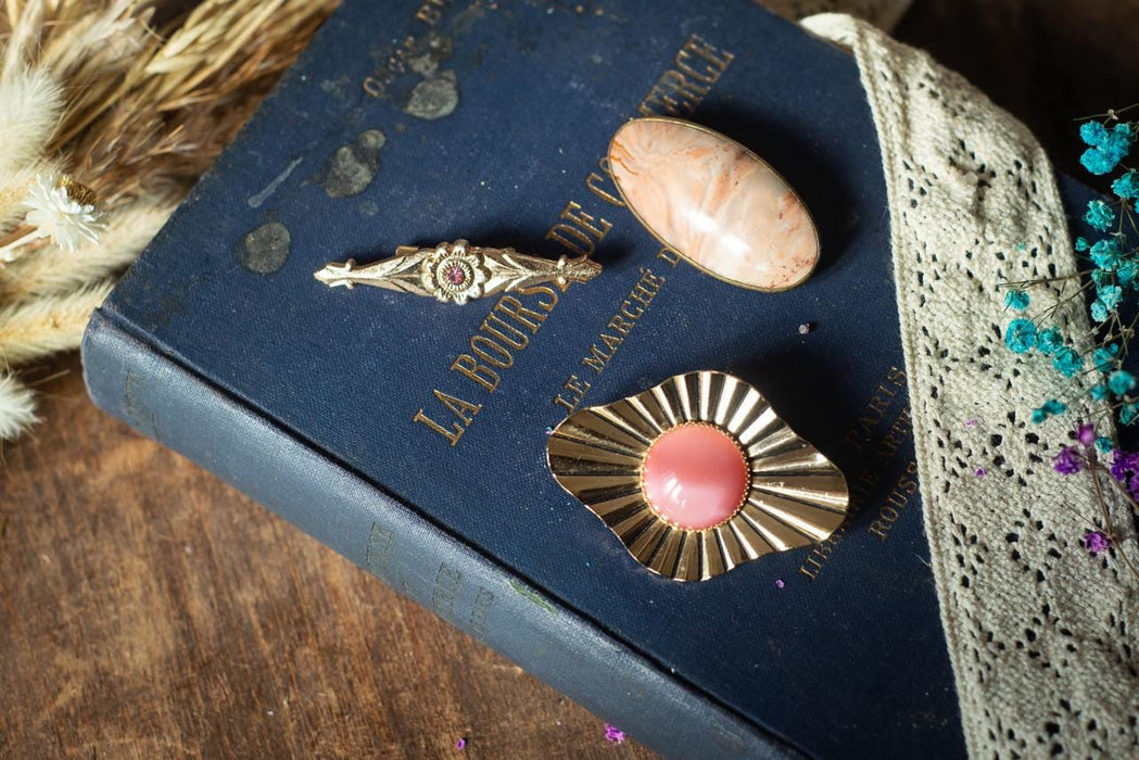 Natural Stone Brooch, Vintage Pink Crystal Jewelry, Gold Tone Filigree Lapel Pin, Antique Victorian Retro Shawl Pin, Gift for Mom