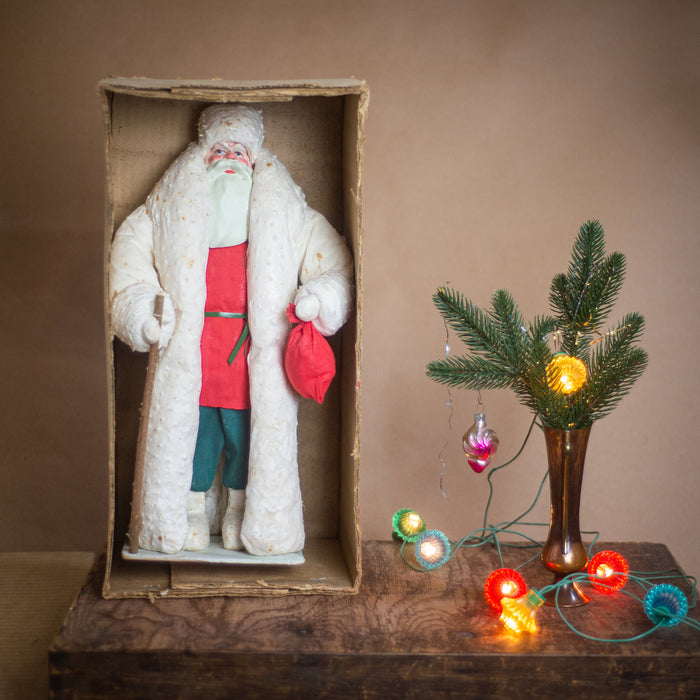 18 Inch Vintage Santa Claus Figurine, Rustic Christmas