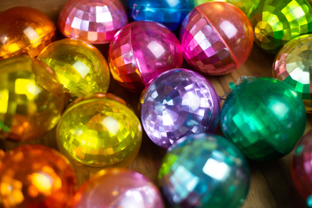 Vintage Christmas Ornaments Set – Shatterproof 1970s Plastic Baubles