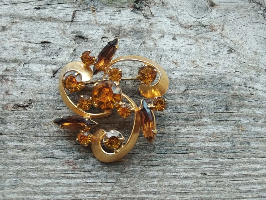 Yellow crystals brooch, vintage 70th statement brooch