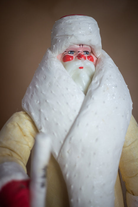 24" Vintage spun cotton figure of Santa Claus