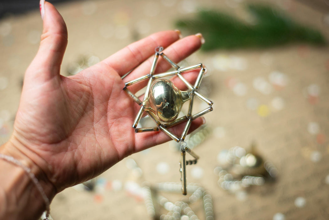 Vintage Sputnik Glass Ornaments – Set of 8