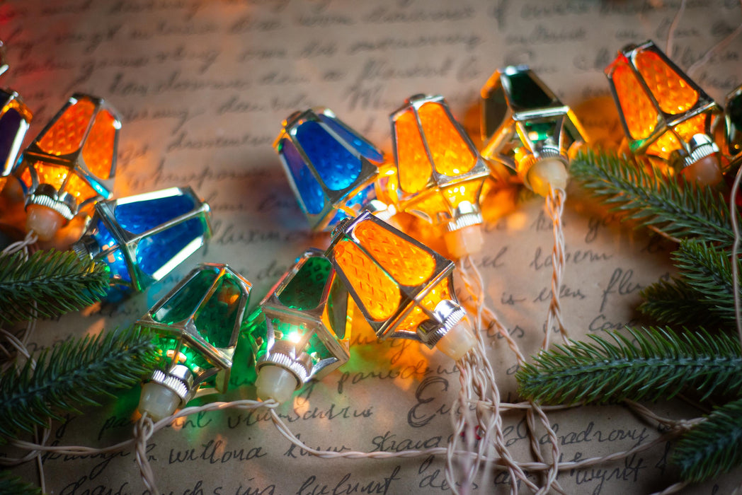 Vintage Lantern Christmas Lights, Retro Tree String Lights, Working Holiday Garland