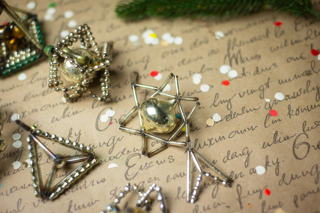 Vintage Sputnik Glass Ornaments – Set of 8
