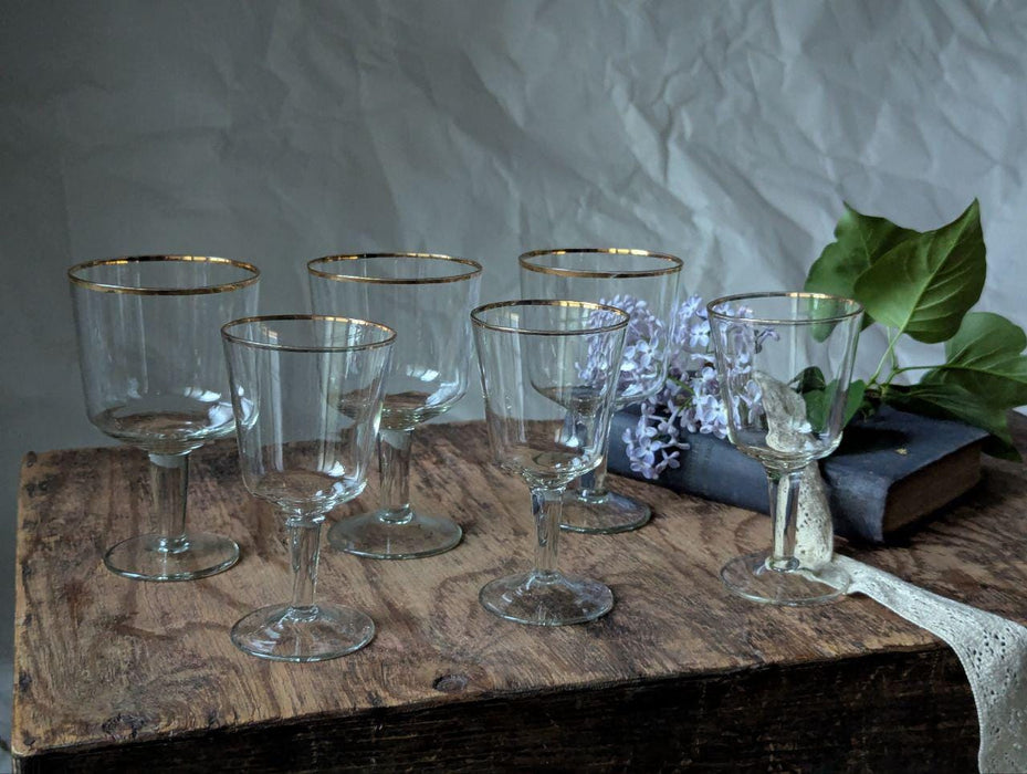 1950s Gold Rim Wine Glasses – Vintage Set