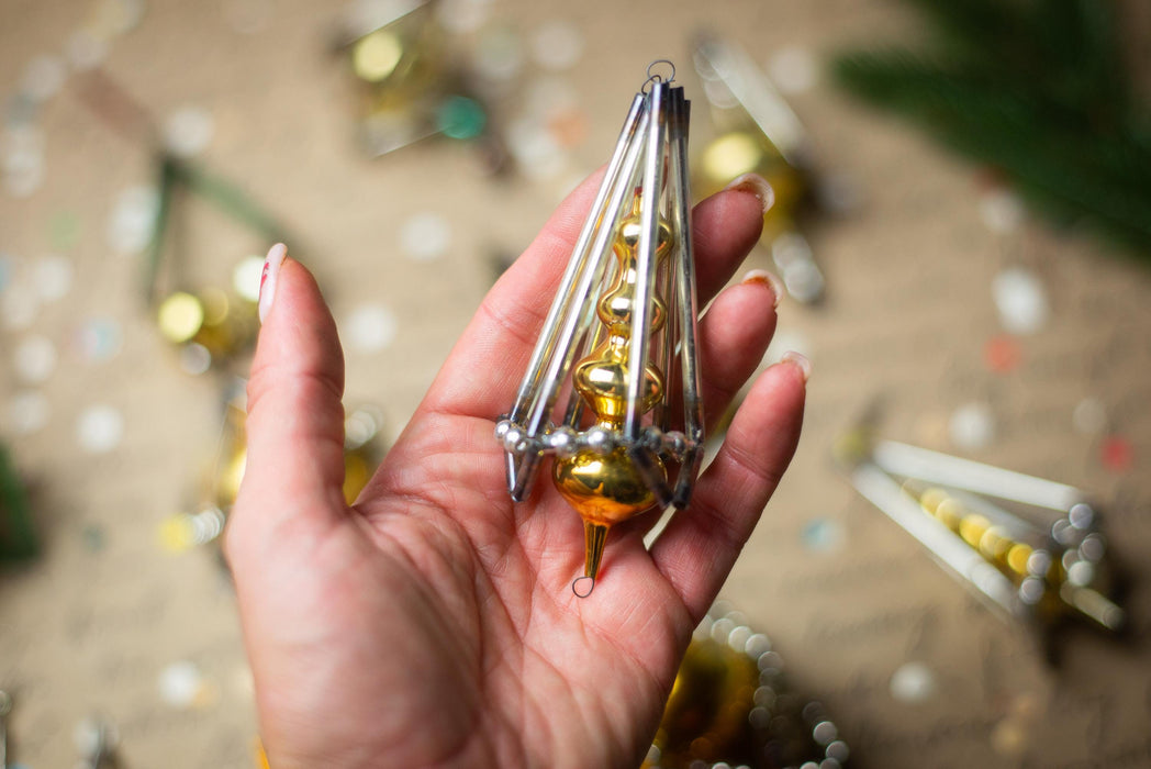 Vintage Gold Green Sputnik Ornaments – Set of 12