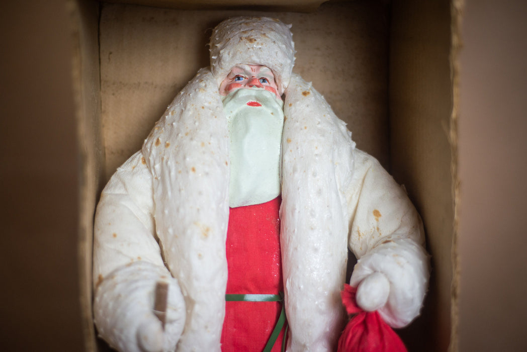 18 Inch Vintage Santa Claus Figurine, Rustic Christmas