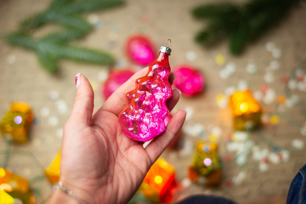 Vintage Pink Faceted Glass Christmas Ornaments Set of 6, 1950s Baubles