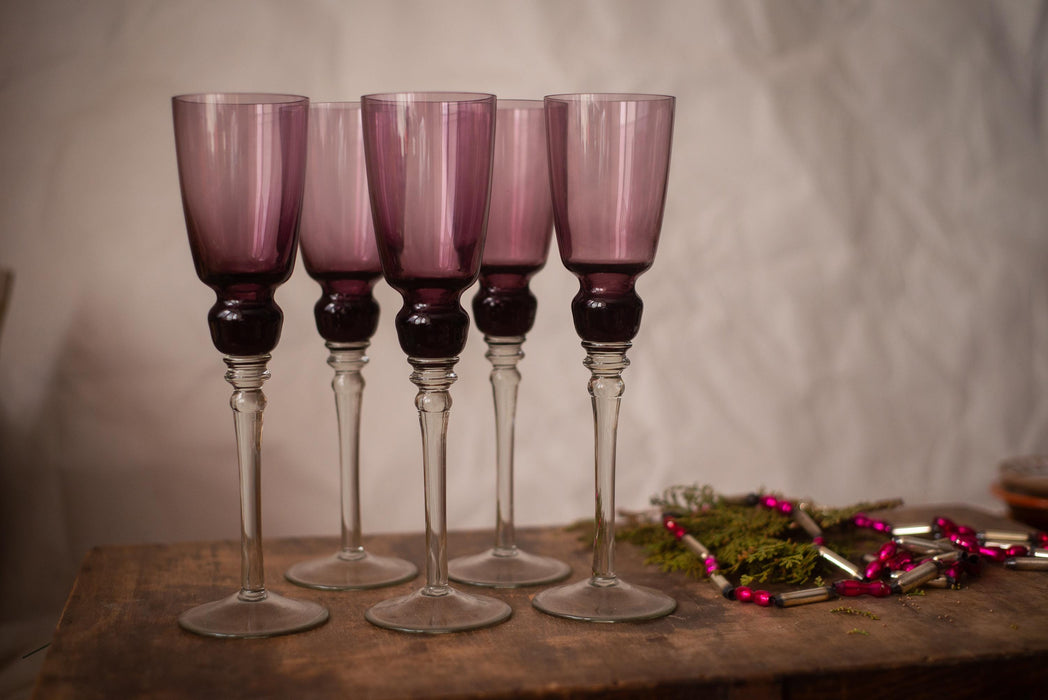 Vintage Pink Wine Glasses | Set Of 5, 28 cm (11.02 in) Blush Stemware - Retro.