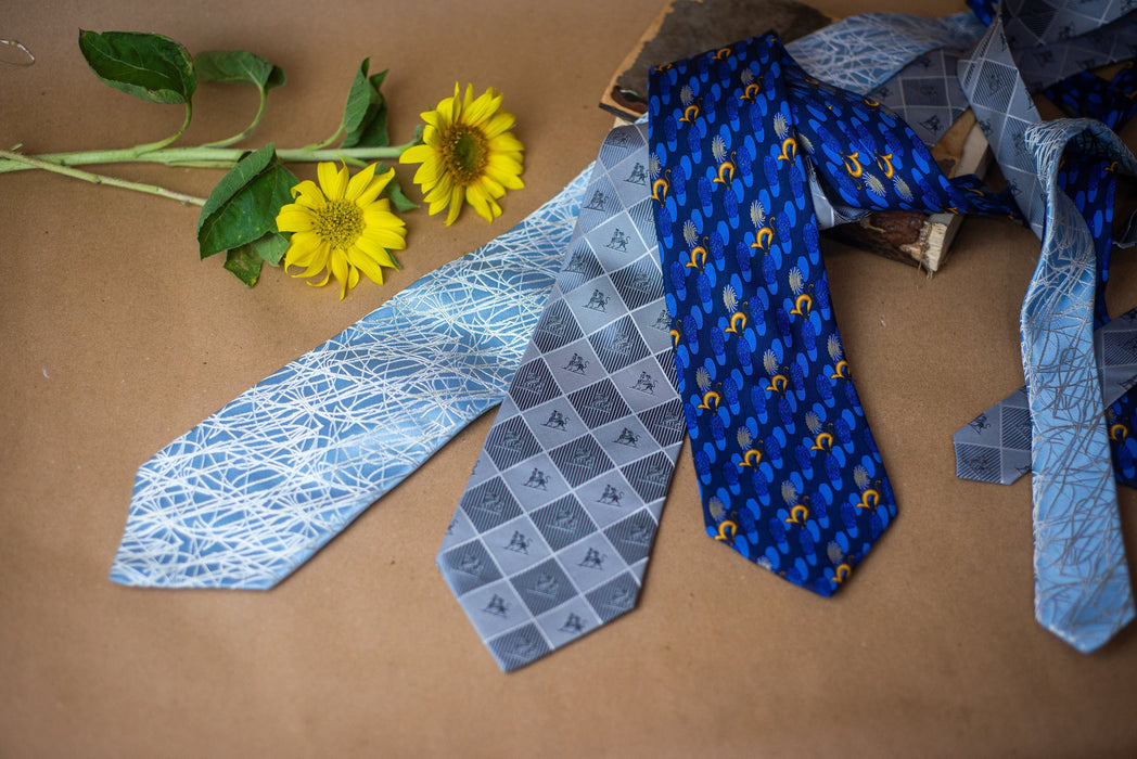 Vintage Silk Necktie – Blue Wedding Tie With Abstract Design For Groomsmen