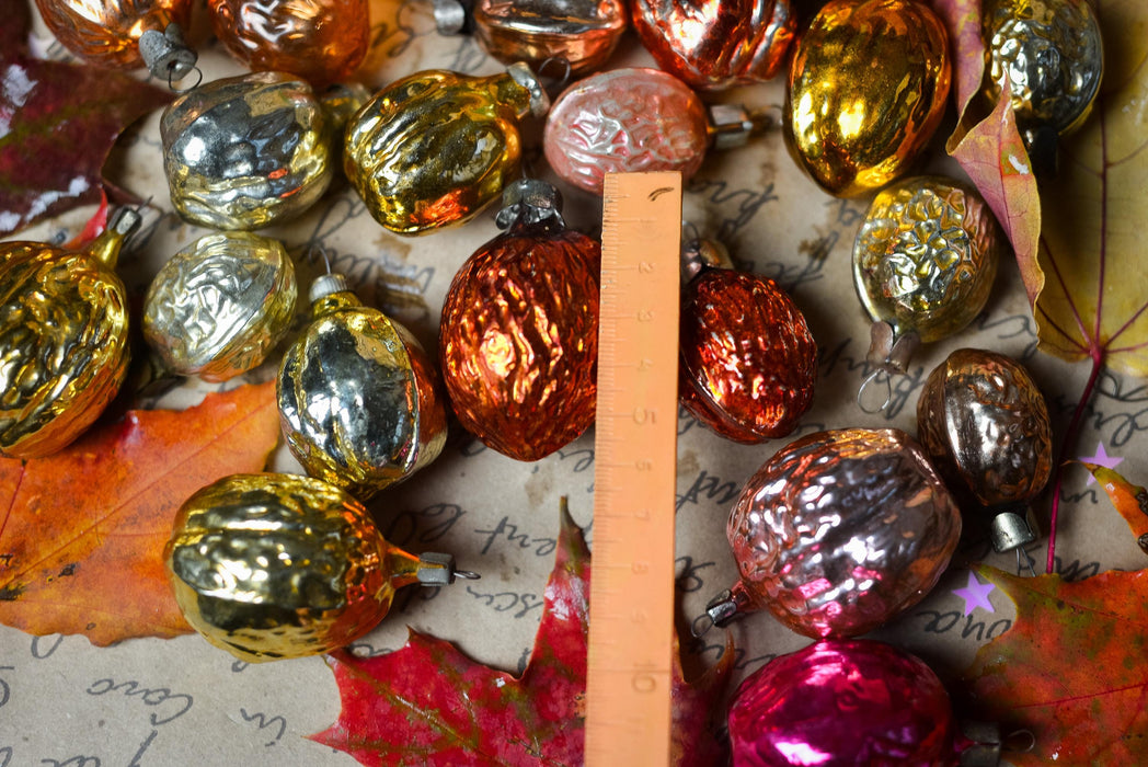 Vintage Glass Xmas Walnut Ornaments – Retro Christmas