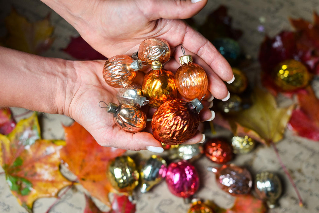 Vintage Glass Xmas Walnut Ornaments – Retro Christmas