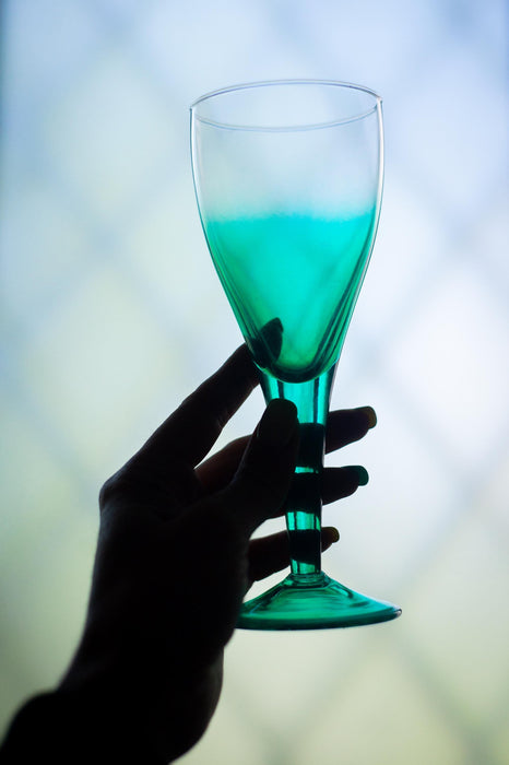 Vintage Green Champagne Flutes – Set of 2
