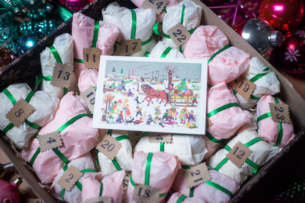 Vintage Christmas Mystery Box – 24 Glass Ornaments Advent Calendar, Retro Holiday Gift Set