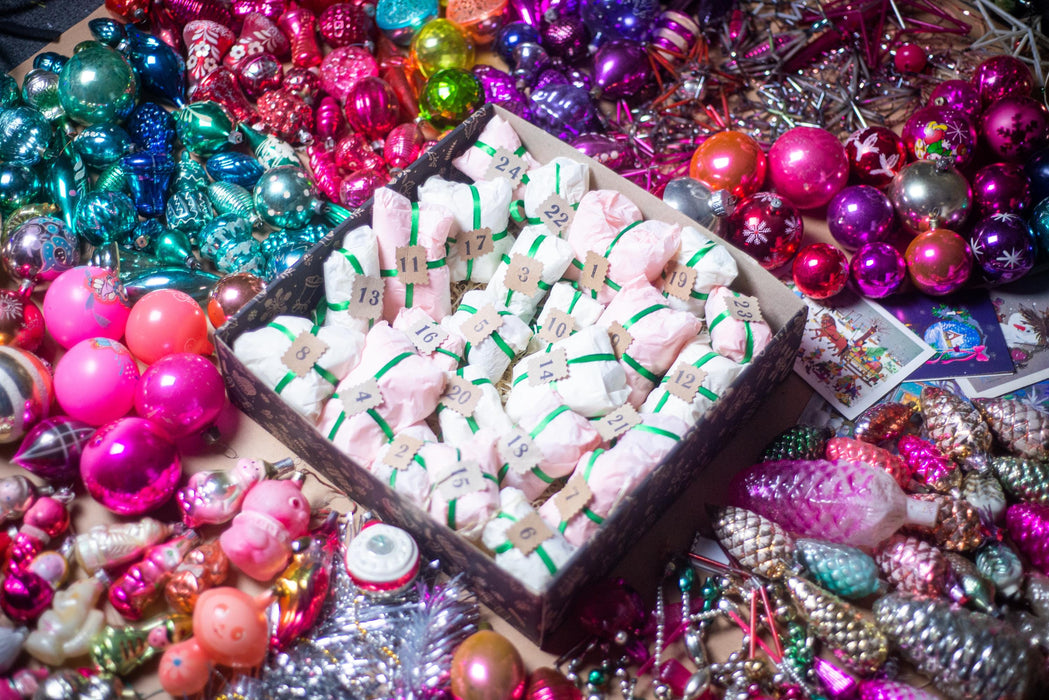 24 Days Advent Calendar with Vintage Glass Ornaments, Unique Xmas Gift Box, Holiday Countdown