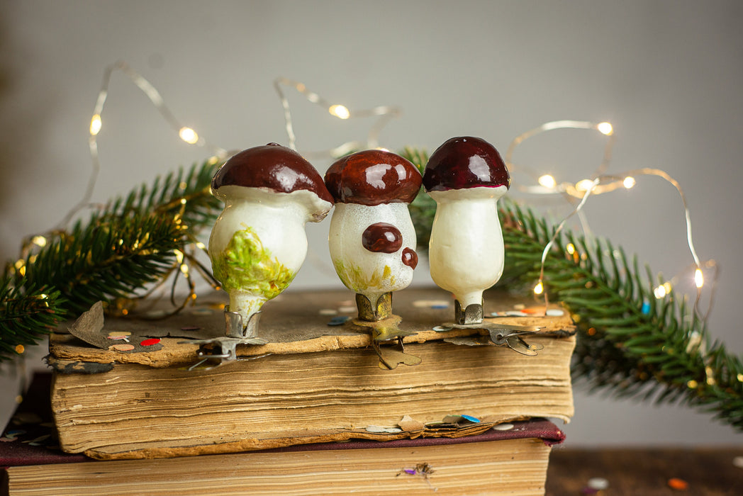 Vintage Glass Mushroom Clip On Ornament, 1950s Woodland