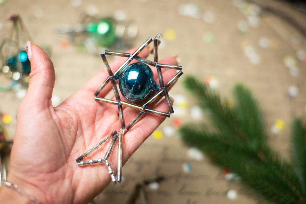 Vintage Sputnik Glass Ornaments – Set of 4