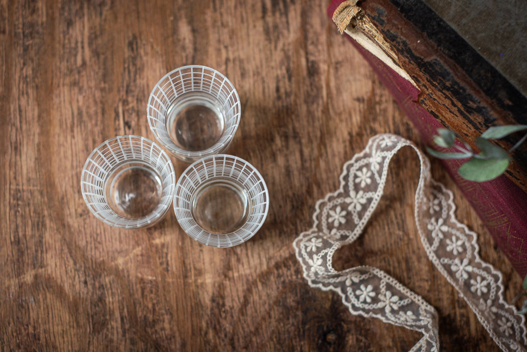 Vintage Grid Shot Glasses – Set of 3