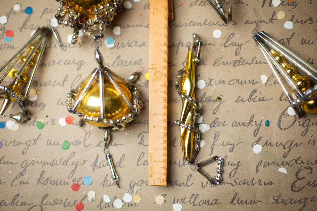 Vintage Gold Green Sputnik Ornaments – Set of 12
