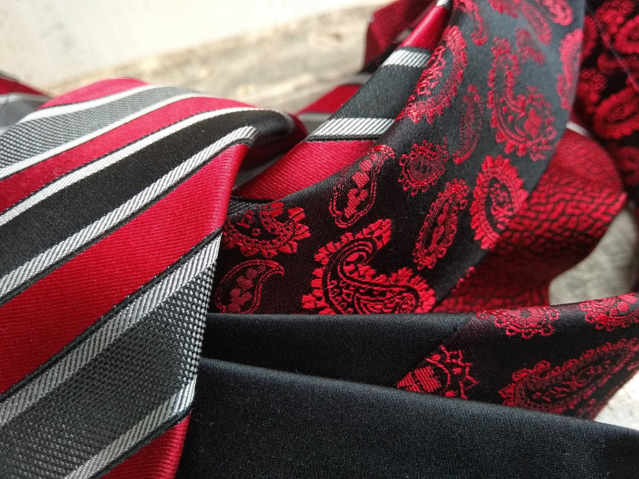 Vintage Silk Ties – Burgundy Necktie | Paisley, Striped & Skinny Printed Styles