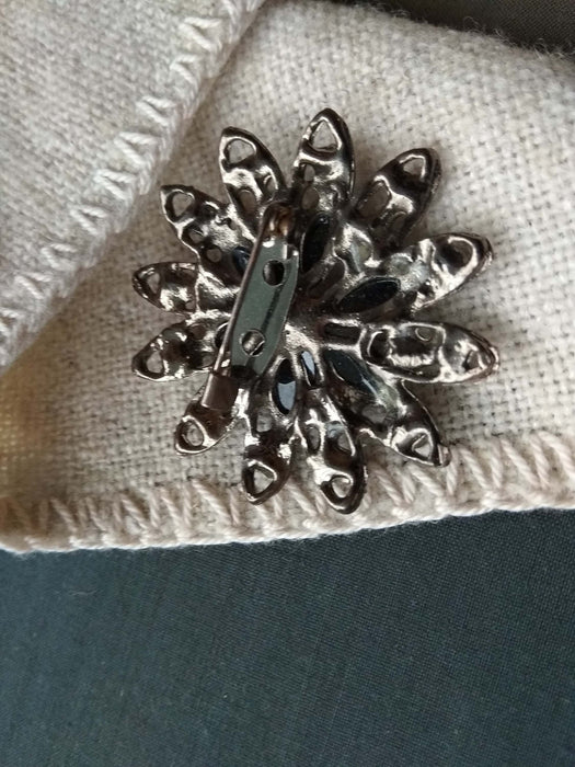 Vintage Black Flower Brooch: Rhinestone Retro Lapel Pin