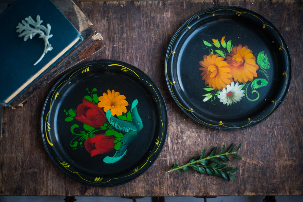 Vintage Metal Tray - Hand Painted Round Floral Dinner Plate with Petrikivka Flower Pattern