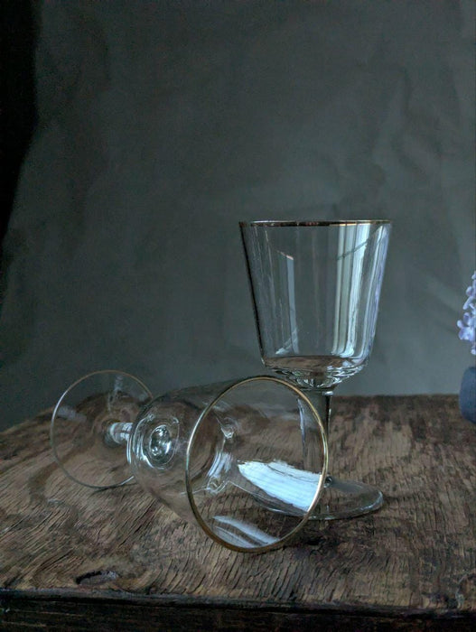 1950s Gold Rim Wine Glasses – Vintage Set