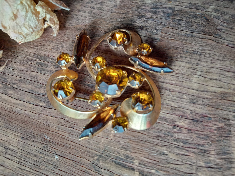 Yellow crystals brooch, vintage 70th statement brooch