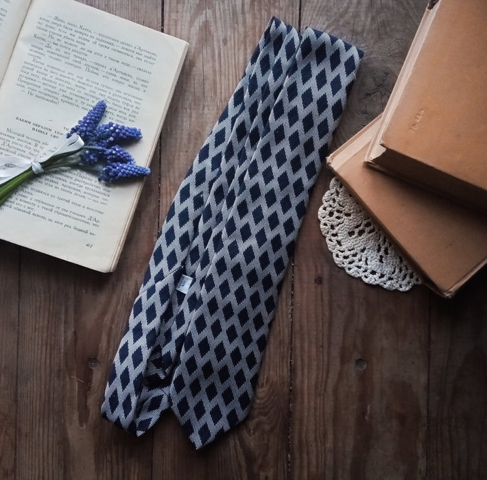 Vintage Skinny Tie – Printed Geometric Neckwear for Retro Wedding & Fathers Day Gift
