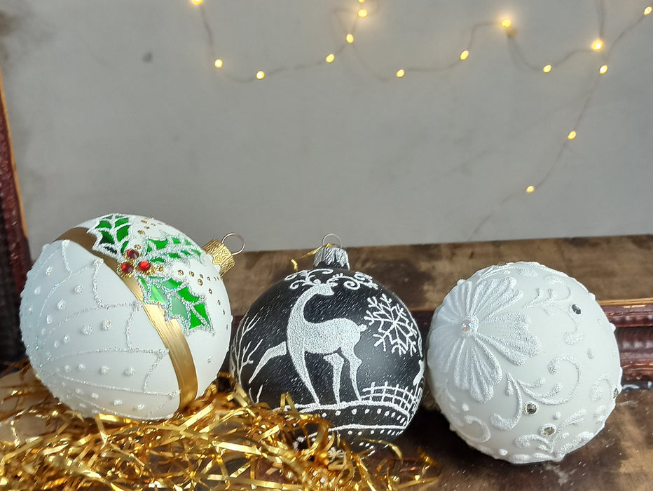 Black White Christmas Baubles Set, Hand Painted Glass Ornaments, Woodland Decor