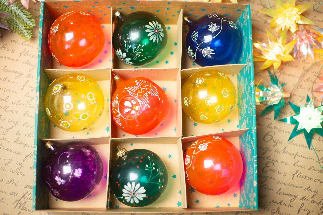 Vintage Transparent Glass Christmas Ornaments, Large Indent Baubles Set