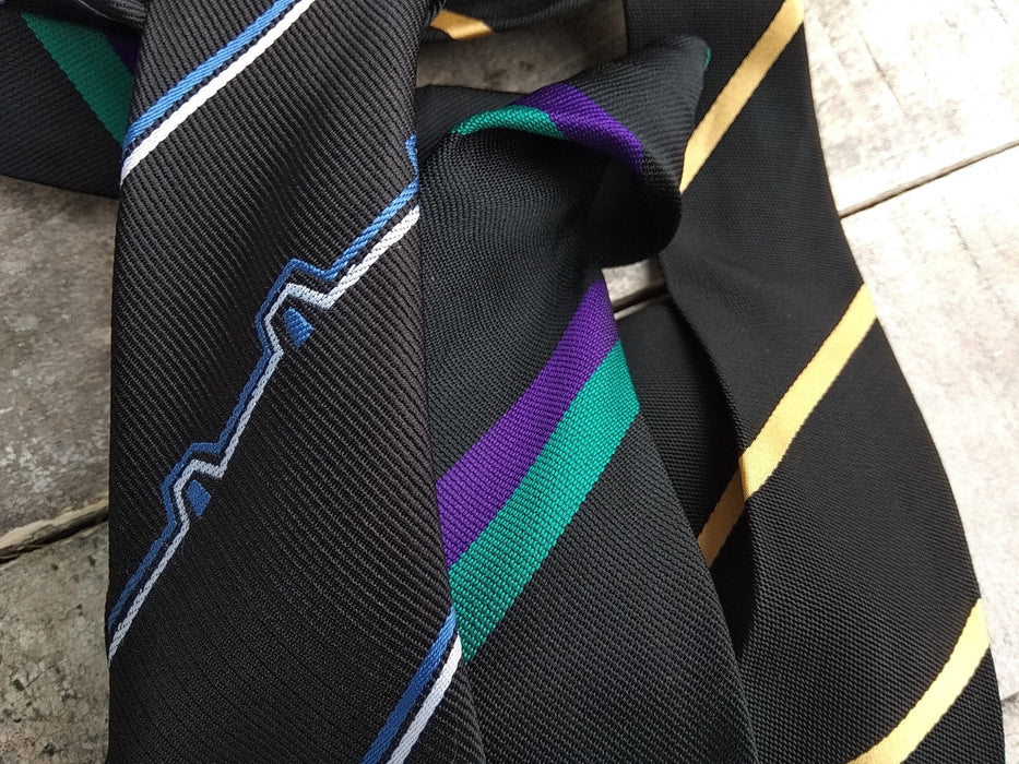 Vintage Striped Necktie: Y2K Retro Fashion, Formal Accessories