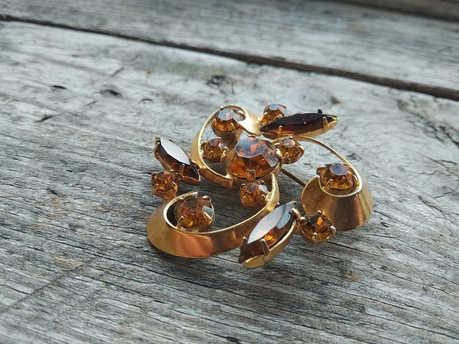 Yellow crystals brooch, vintage 70th statement brooch