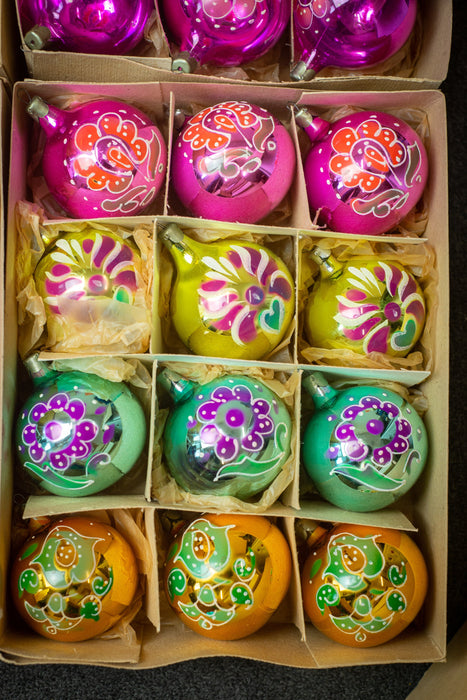 Vintage Glass Christmas Ornaments Gold Green Hand-Painted Box Set
