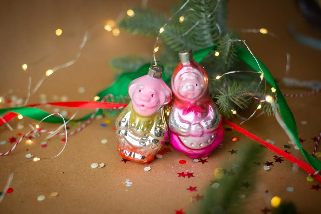 Vintage Glass Ornaments – Grandma & Grandpa Retro Holiday Couple, Classic Christmas Figurines