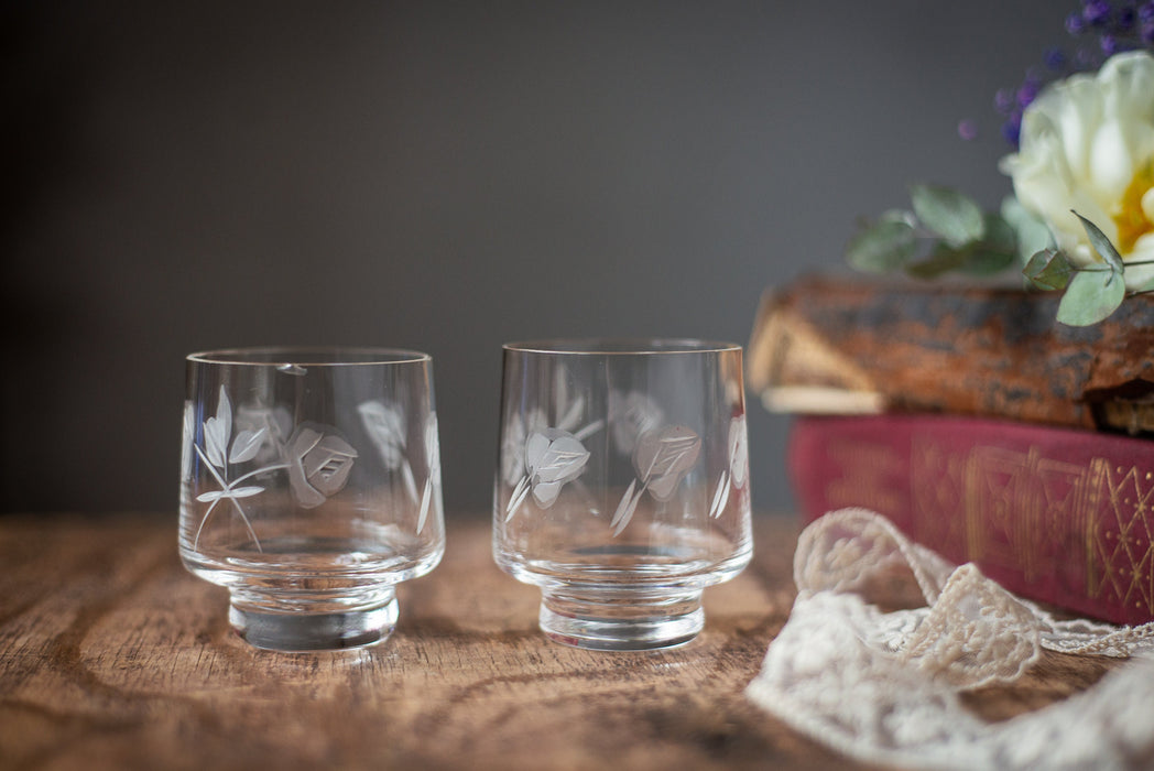 1970s Etched Shot Glasses – Set of 2